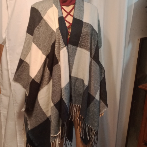 Janice Apparel Accessories - Janice Apparel oversized scarf  poncho with fringe